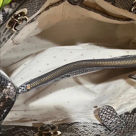 Kate Spade EUC Large Satchel Quilted Snakeskin-Embossed Gold-Tone Hardware - Picture 11 of 11